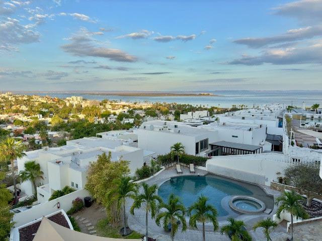 CONDOMINIO EN PRIVADA COLINA DEL SOL, VISTA AL MAR, LA PAZ, B.C.S