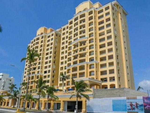 Condominio en Venta en Mazatlán Frente a Malecón en Gavias
