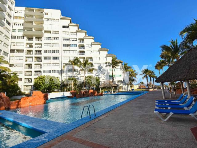 CONDOMINIO EN VENTA EN QUINTAS DEL MAR 1