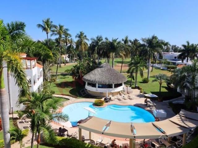 CONDOMINIO EN VENTA FRENTE AL CAMPO DE GOLF EL CID EN CONDOMINIOS TENERIFE