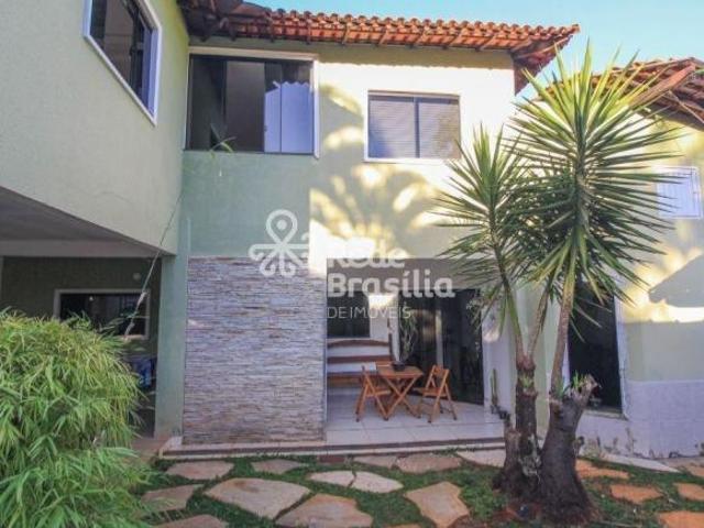Condomínio Estância Jardim Botânico Casa à venda, 9 quartos, sendo 5 suítes, Jardim Botânico