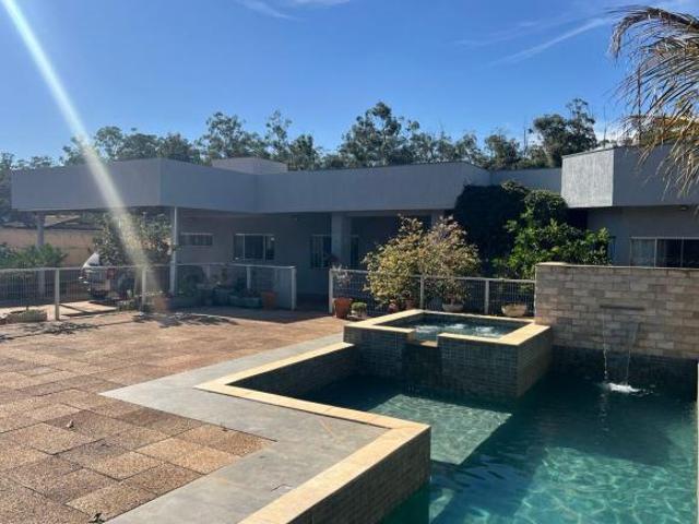 CONDOMINIO ESTÂNCIA QUINTAS DA ALVORADA EXCELENTE CASA COM JARDIM E HIDRO