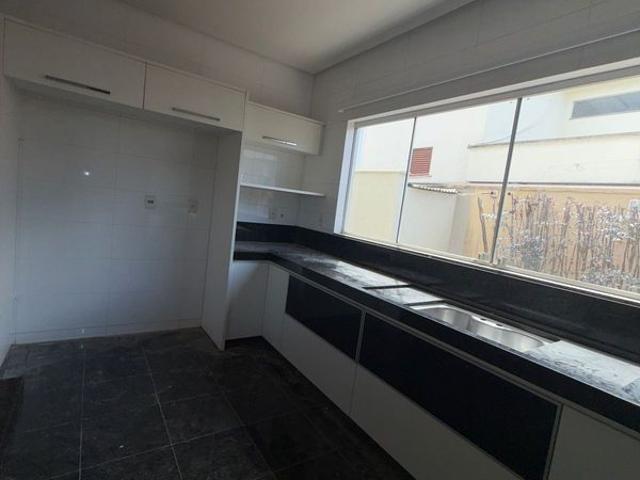 Condomínio Fechado, 334 m², 4 qts, 4 banh 4 vagas, Alphaville Flamboyant Residencial Araguaia
