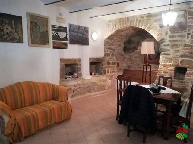 Condominio Gualdo Cattaneo Umbria DS96312769