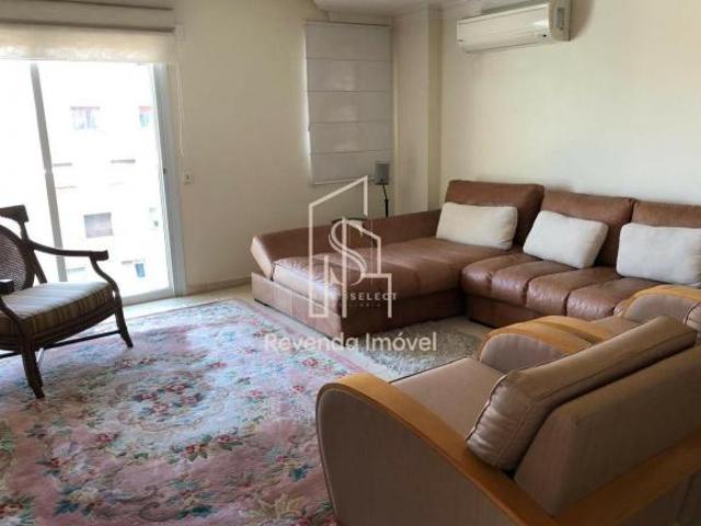 Condomínio Grand Vue, Pacaembu Cobertura Duplex de 847m² com 3 suites, 5 banhe
