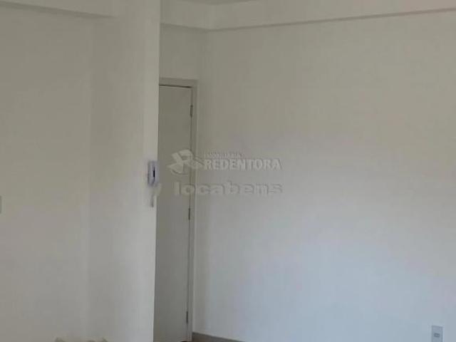 Condomínio High Redentora, com 2 dormitórios, 02 vagas de garagem