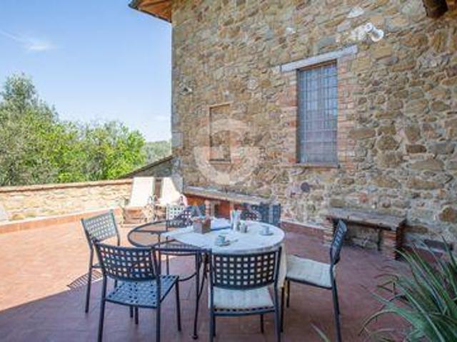 Condominio Piegaro Perugia ES101520985
