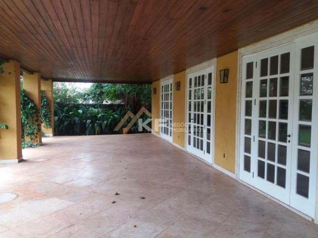 Condomínio Residencial Samambaia l Av Portugal Casa em Condomínio á Venda Jardim America Rib