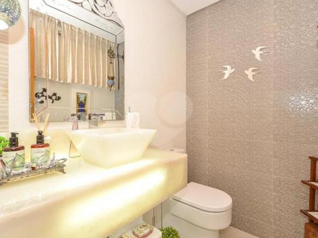 Condomínio Residencial Tanguá Área Útil: 794 m² Área Total: 1240 m²