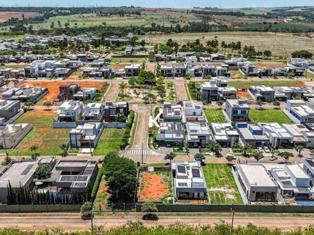 Condomínio Terras Alpha Condomínio Terras Alpha, Área total 360m² Pronto Para Construir!