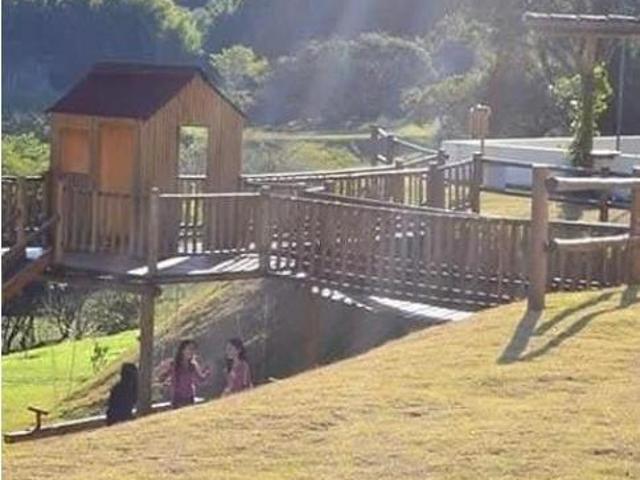 Condomínio Vale das Águas Terreno com 533 m2, em Bragança Paulista