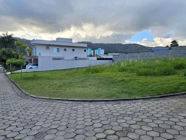 Condomínio Veredas no bairro Vila Suissa | Botujuru | Mogi
