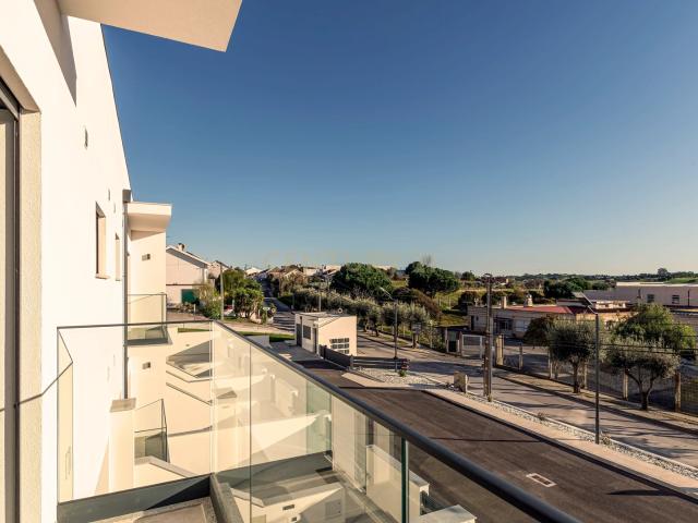 Condomínio Villas Mor || Moradia T3 Segmento de Luxo || Aveiras de Cima || OBRA NOVA