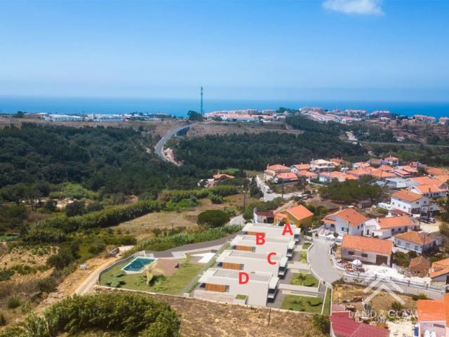 Condomínio West Residences com piscina na Ericeira