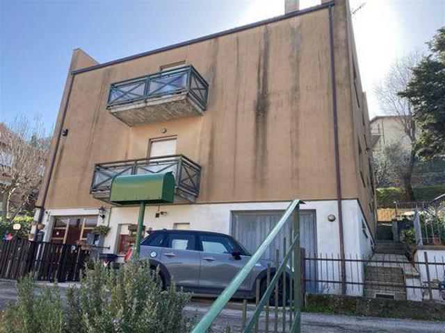Condominio 2 camere da letto, Paciano Umbria ELS96331775