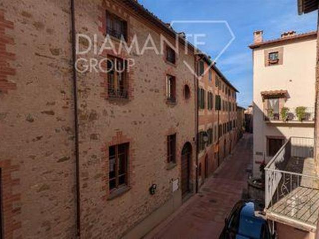 Condominio 2 camere da letto, Paciano Umbria ES99445609