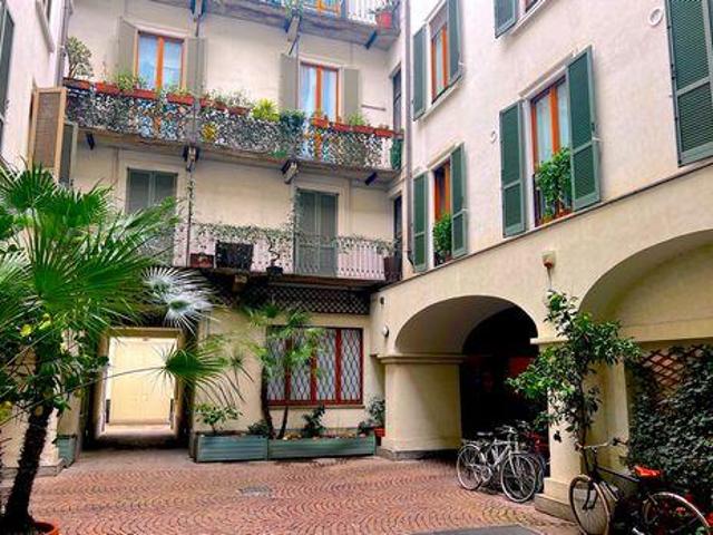 Condominio 3 camere da letto, Milano LombardiaLombardy ES103701049