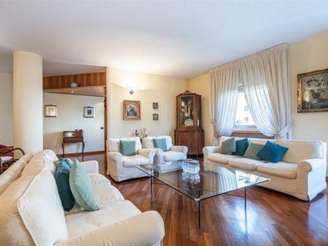 Condominio 4 camere da letto, Milano LombardiaLombardy ES99772371