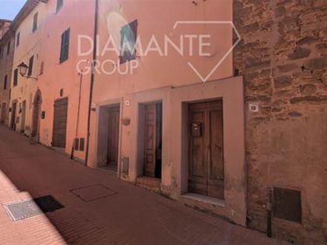 Condominio 4 camere da letto, Paciano Umbria ELS89631663