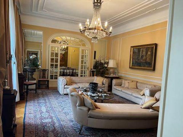 Condominio 5 camere da letto, Milano LombardiaLombardy ES103701047