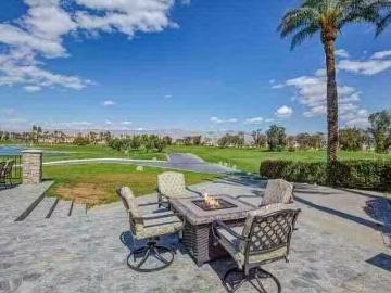 Condo for rent in Palm Desert - Swimming pool