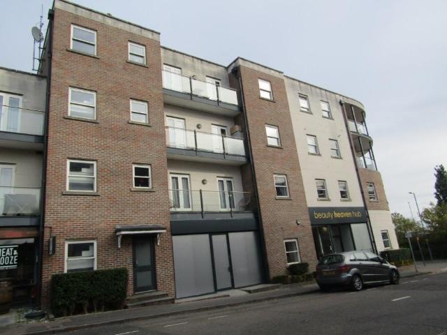 Conduit Lane, Hoddesdon EN11, 3 bed flat to rent, £1,895 pcm | PrimeLocation