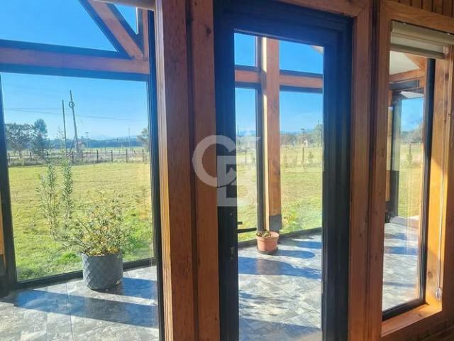 Conectividad y Vista despejada al Volcán | 3 dormitorios por 320000. 00 en Puerto Octay