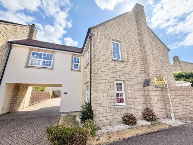 Coneygere, Olney, MK46 5 bed detached house to rent £2,450 pcm £565 pw
