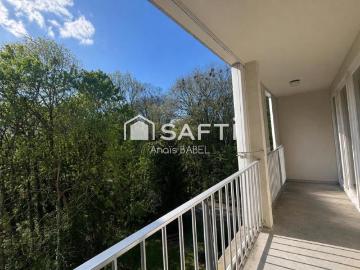Appartement à vendre à Magny-Lambert - Balcon