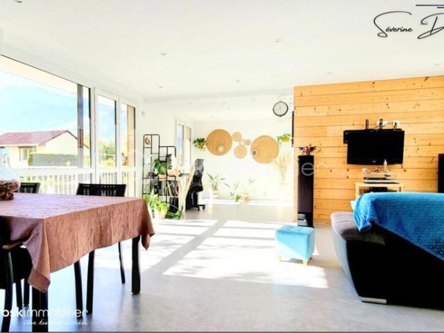 Confort, volumes, modernité, emplacement et annexes !