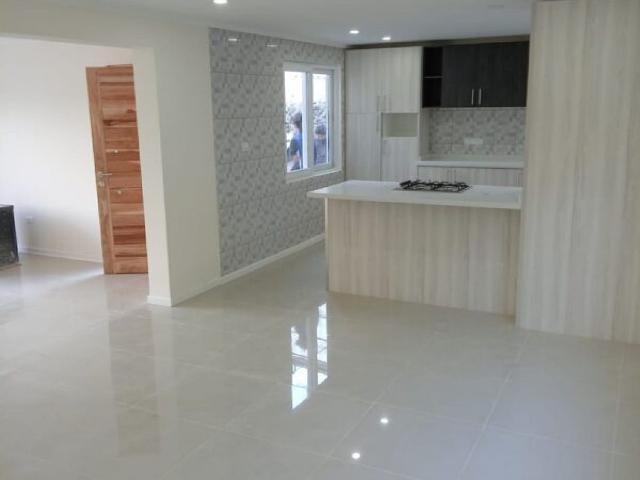 Confortable casa estilo mediterráneo nueva