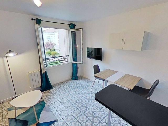 Confortable studio meublé de 18m² à 651.39 euros