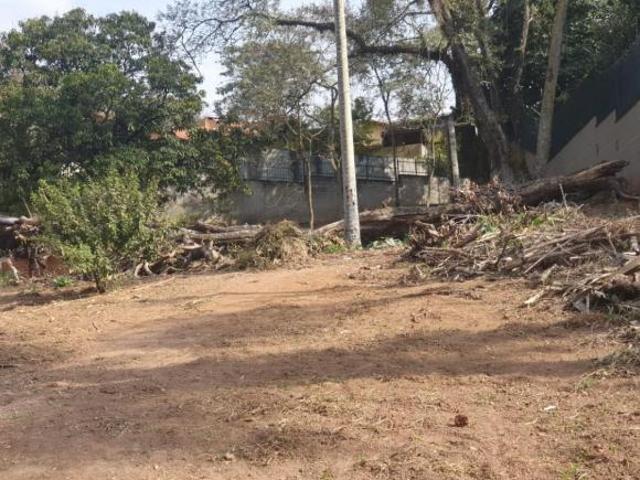 Agradável terreno residencial para venda e locação em Parque Munhoz, 1,000m²