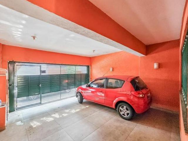 Agradável casa para venda em Parque da Lapa com 4 quartos, sendo 1 suíte, 190m² remaxmonarca#G5H2S