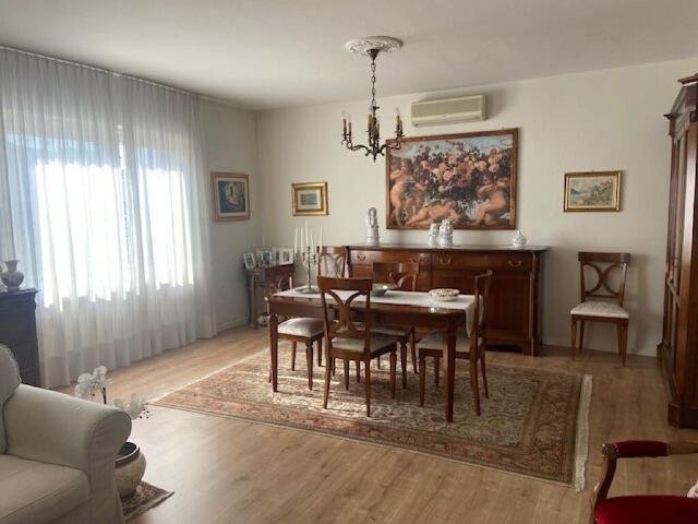 CONFORTEVOLE 4.5 LOCALI ALL'ULTIMO PIANO A CHIASSO