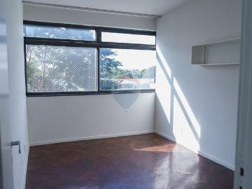 CONFORTO, ESPAÇO E ILUMINAÇÃO NATURAL EM LOCALIZAÇÃO PRIVILEGIADA!