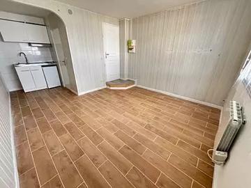 Conflans Sainte Honorine 78700 Location appartement 1 pièce t1 au dernier étage
