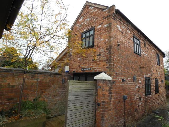 Congleton Road, Sandbach 1 bed coach house to rent £800 pcm £185 pw