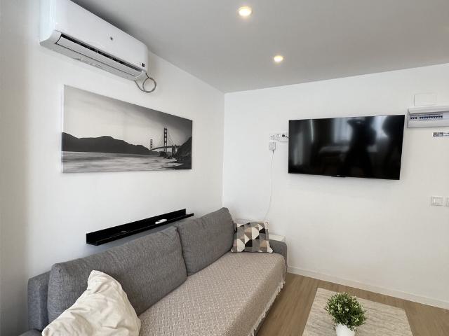 Congreso Apartment Central by Residea