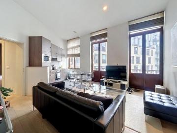 Congress: Beautiful furnished 1 BR. apartment with balcony