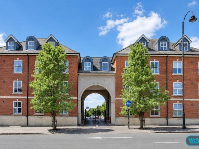 Conigre Square, Trowbridge BA14, 2 bed flat to rent, £950 pcm | PrimeLocation