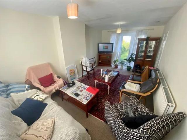 Conifer Crescent, Clifton, Property for rent
