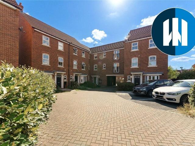 Conisborough Way, Hemsworth, Pontefract, West Yorkshire WF9, 2 bed flat to rent, £850 pcm | PrimeLocation