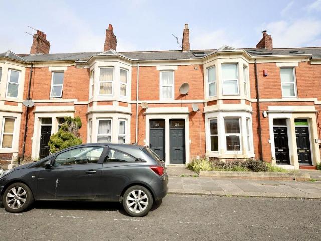 Coniston Avenue, Jesmond, Newcastle Upon Tyne NE2, 3 bed flat to rent, £1,625 pcm | PrimeLocation