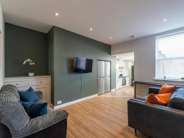 Coniston Avenue, Newcastle NE2, 5 bed terraced house to rent, £762 pppm | PrimeLocation