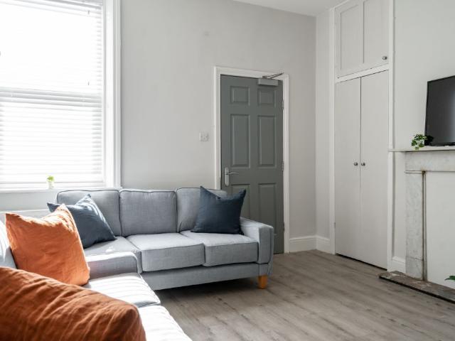 Coniston Avenue, Newcastle NE2, 6 bed terraced house to rent, £758 pppm | PrimeLocation