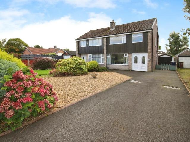 Coniston Drive, Preston PR5 3 bed semi detached house to rent £1,200 pcm £277 pw