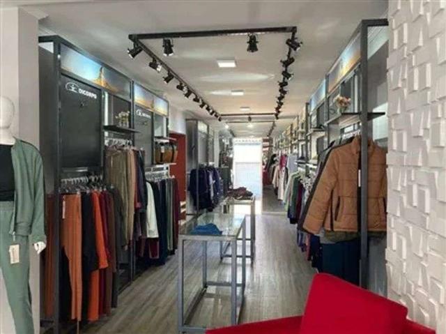 Casa / Sobrado Comercial para Venda em Porto Alegre/RS Petrópolis 6 Quartos