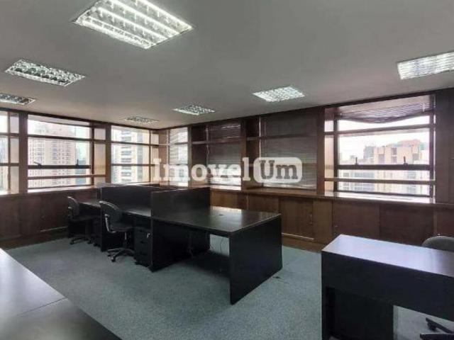 Conjunto Comercial Vila Olímpia