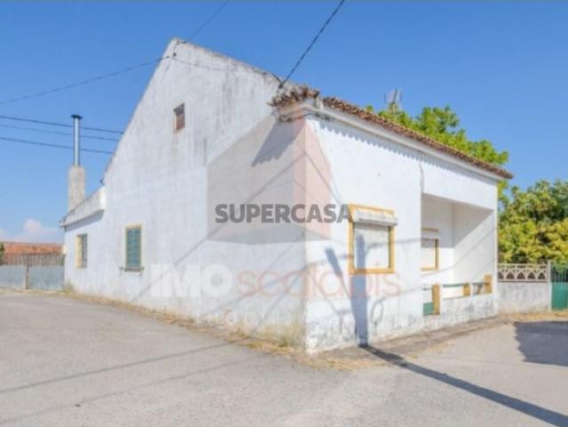 Conjunto de 2 Moradias com Anexos | Louriceira, Almoster Santarém